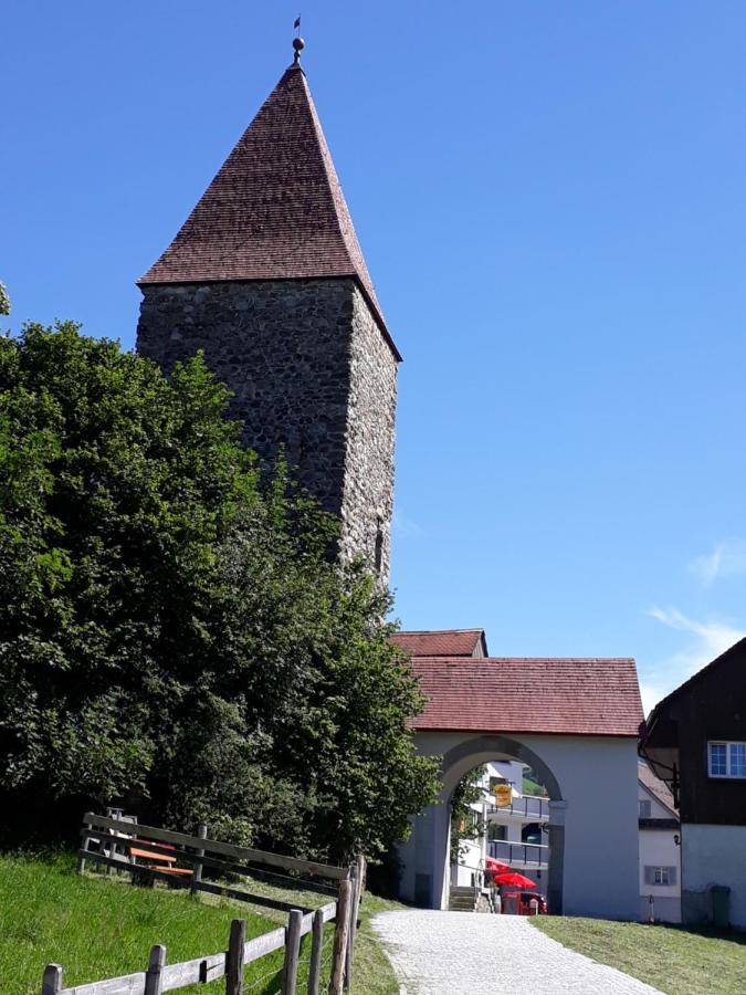 Gaestezimmer Im Dorfzentrum Rothenthurm ภายนอก รูปภาพ